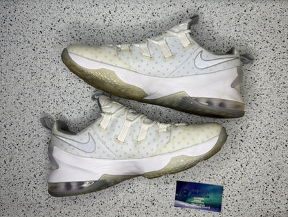 Nike LeBron 13 Low Metallic Silver 12 Men/13.5 Women “Preowned”