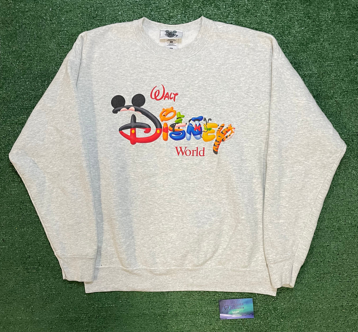 Vintage 1990s Walt Disney World crewneck