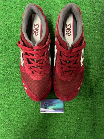 ASICS gel lyte 3 burgundy and white size 10men/11.5women