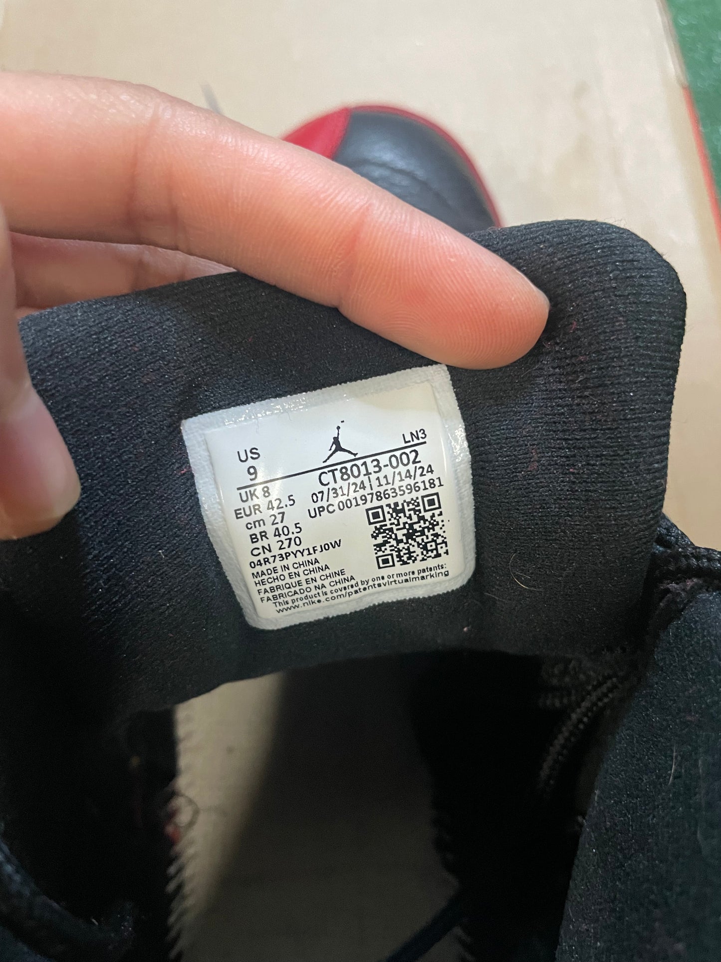 Air Jordan 12 flu game 2025 size 9men/10.5women