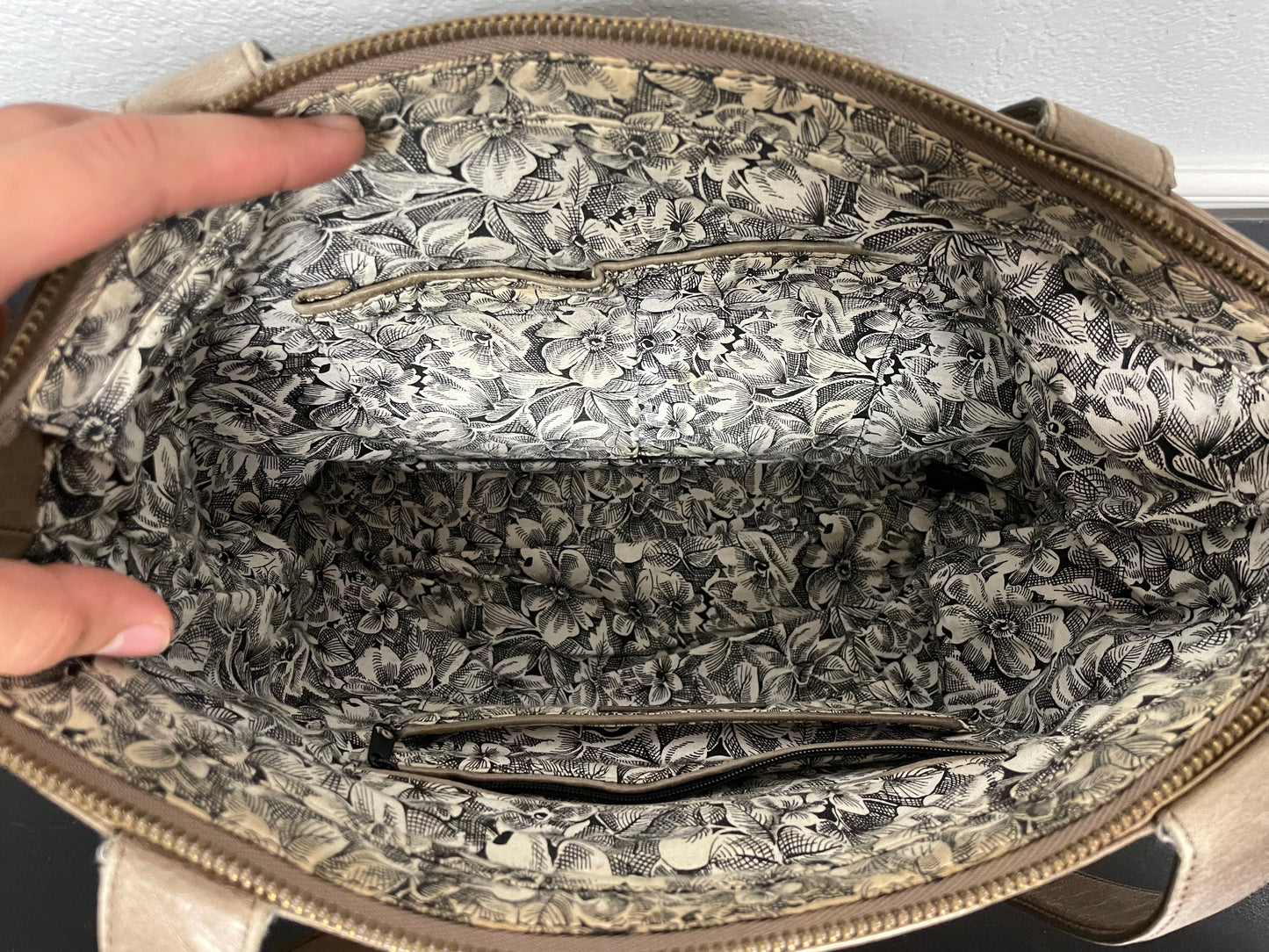 Leather Hobo International bag