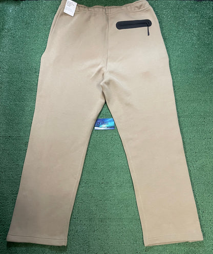 Nike Tech Fleece Tear-Away  khaki Pants