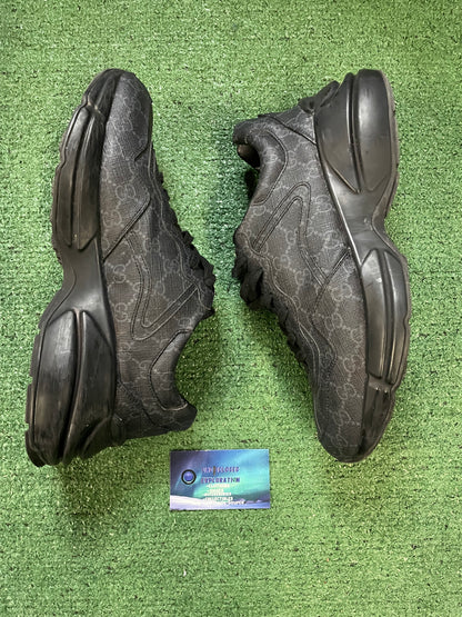 Gucci rhyton black GG Supreme size 10men/11.5women(EU 43)