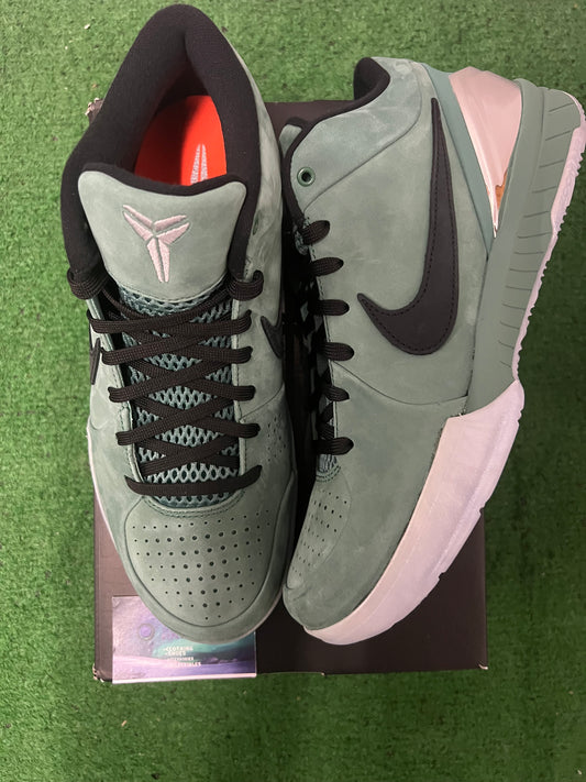Nike Kobe 4 girl dad