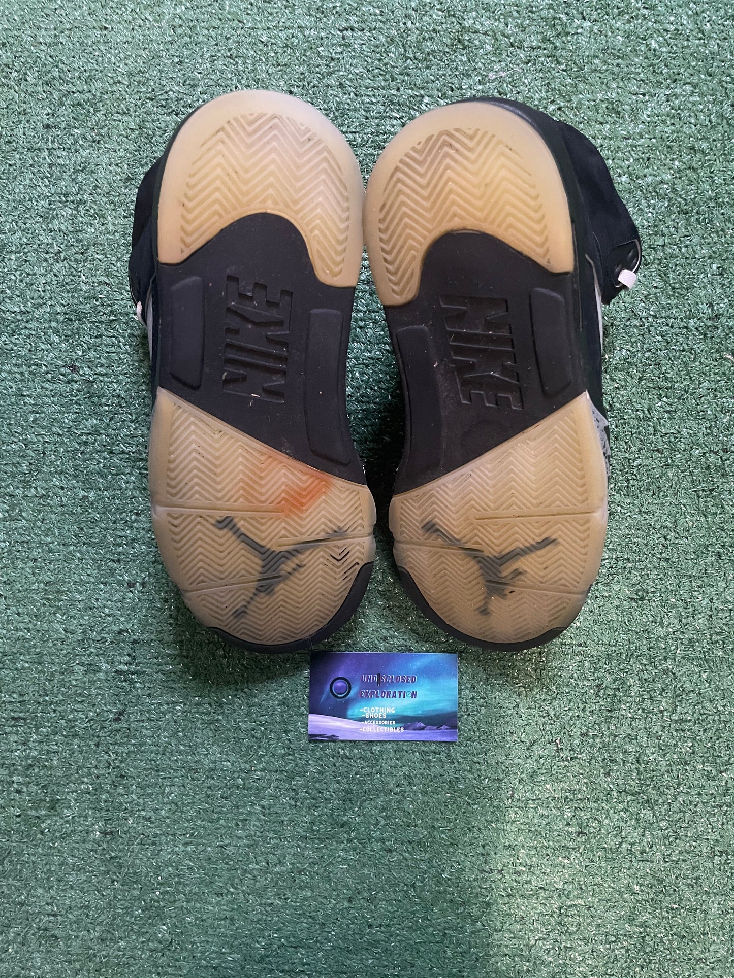 Air Jordan 5 black metallic reimagined size 8.5men/10women