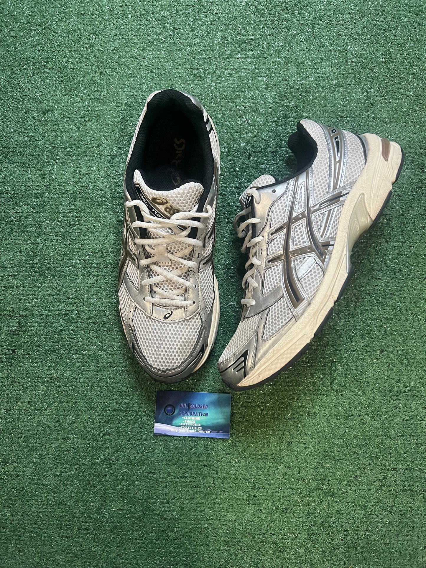 ASICS Gel 1130 white canyon size 12men/13.5women