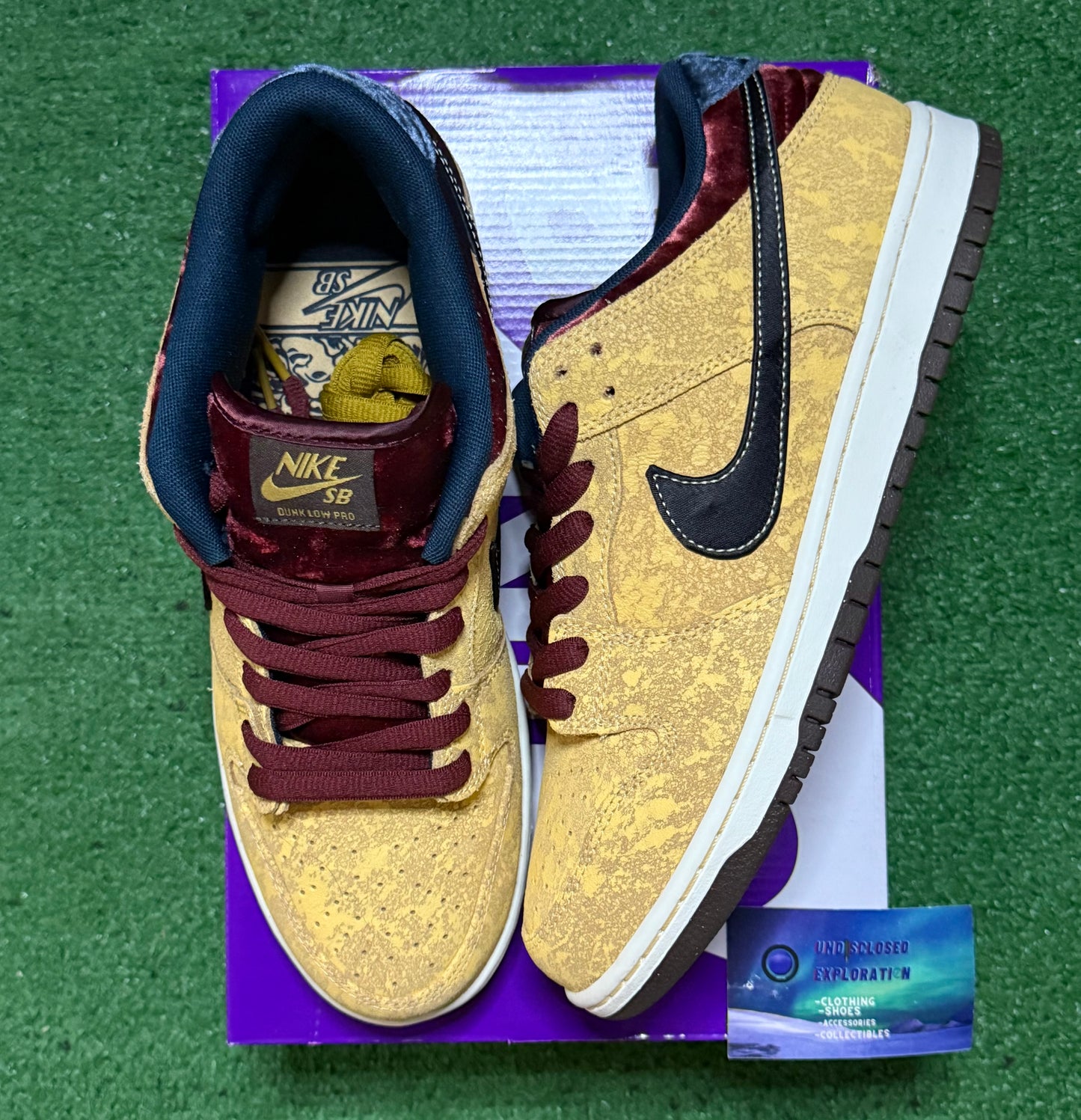 Nike Dunk SB Low City Of Cinema 10.5 Men/12 Women “Preowned”