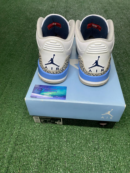 Jordan 3 “UNC” size 9.5M/11W