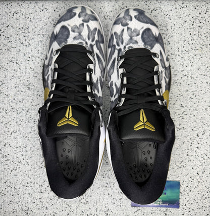 Kobe 8 Mambacita 11.5 Men/13 Women “Preowned”