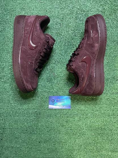 Nike Air Force 1 low burgundy crush size 8.5men/10women