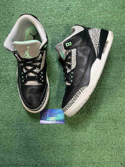 Air Jordan 3 green glow size 13men/14.5women