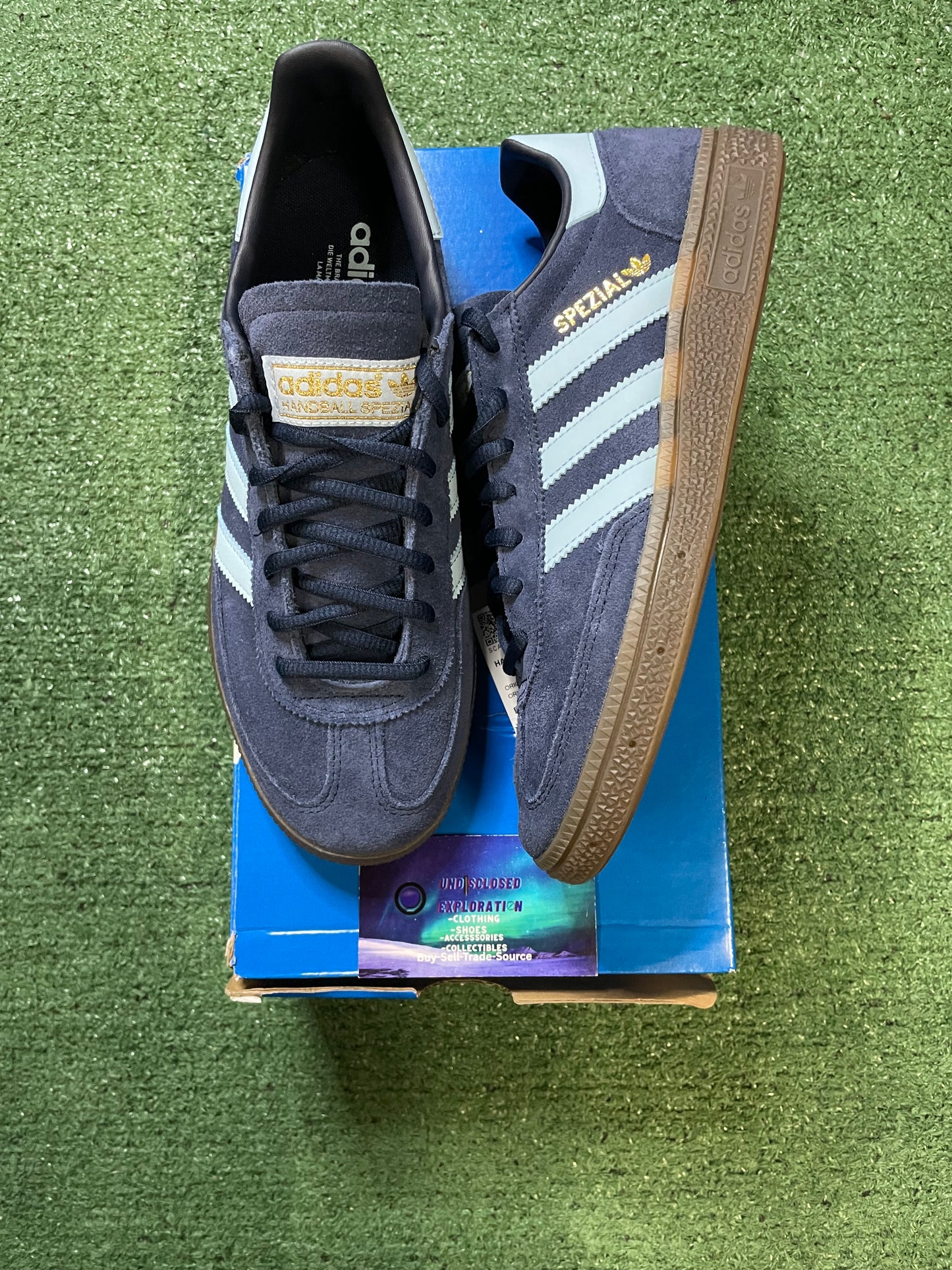 Adidas Spezial collegiate navy