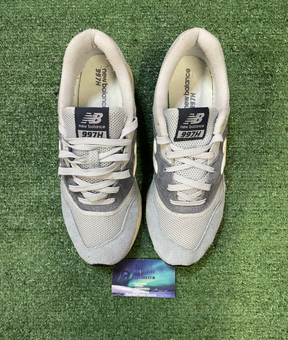 New Balance 997H Light arctic grey size 9.5men/11women