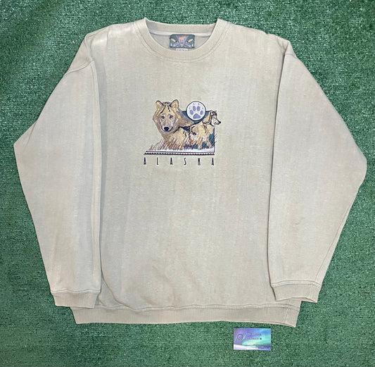 Vintage 1990s Alaska wolves embroidered crewneck