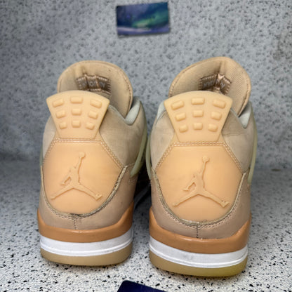 Jordan 4 Shimmer 9 Men “Preowned”