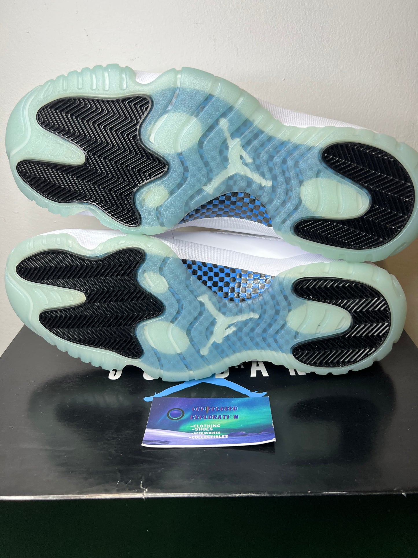 Jordan 11 legend blue low