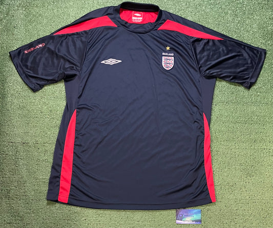 vintage navy blue 2004–05 England Umbro Training Shirt