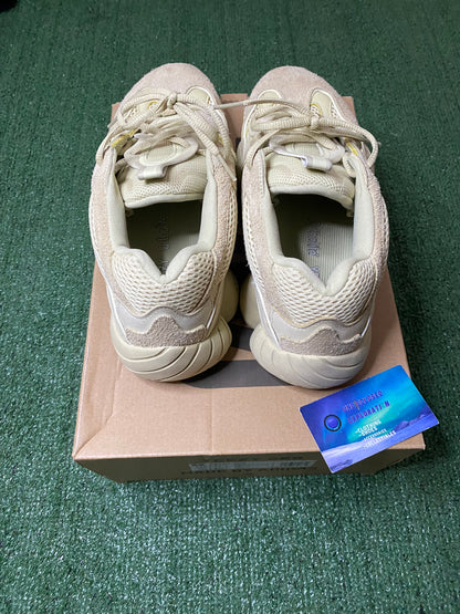 Yeezy 500 “Super moon yellow” size 11.5men/13women