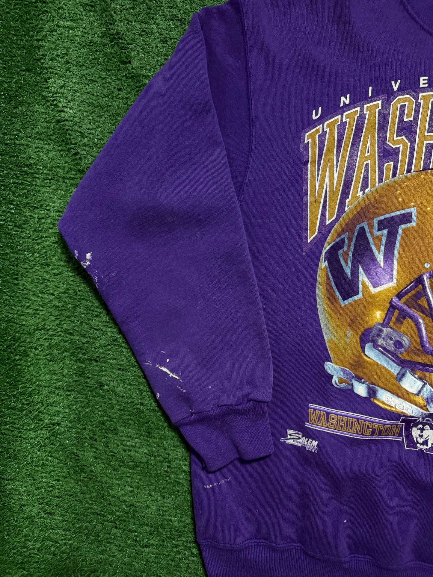 Vintage Washington Huskies Crewneck Helmet Salem Sportswear