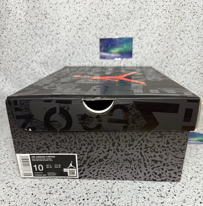 Jordan 3 Fear 10 Men/11.5 Women “Preowned”