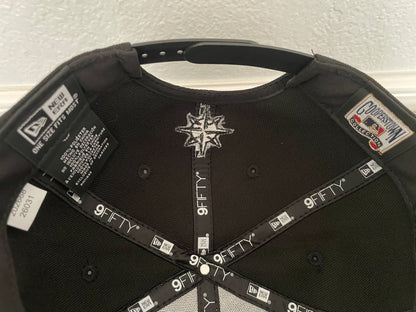 Seattle Mariners Black White Outline hat