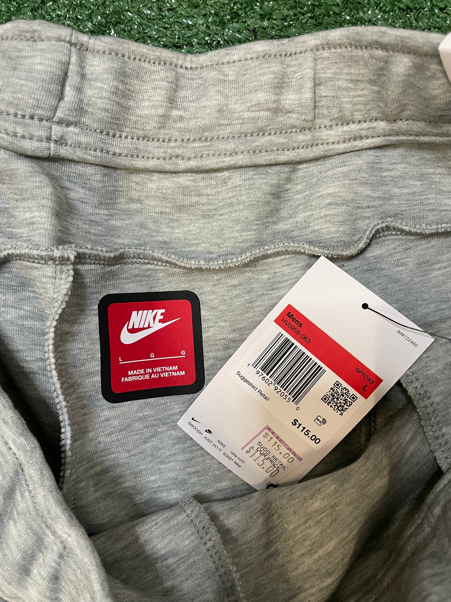 Nike tech fleece grey sweatsuit