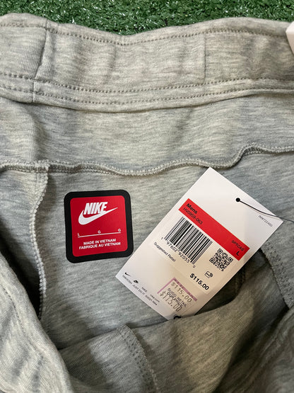 Nike tech fleece grey sweatsuit