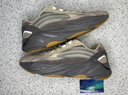 Yeezy 700 Tephra 9.5 Men/11 Women “Preowned”