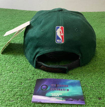 Vintage 1990s Seattle Sonics sport specialties hat