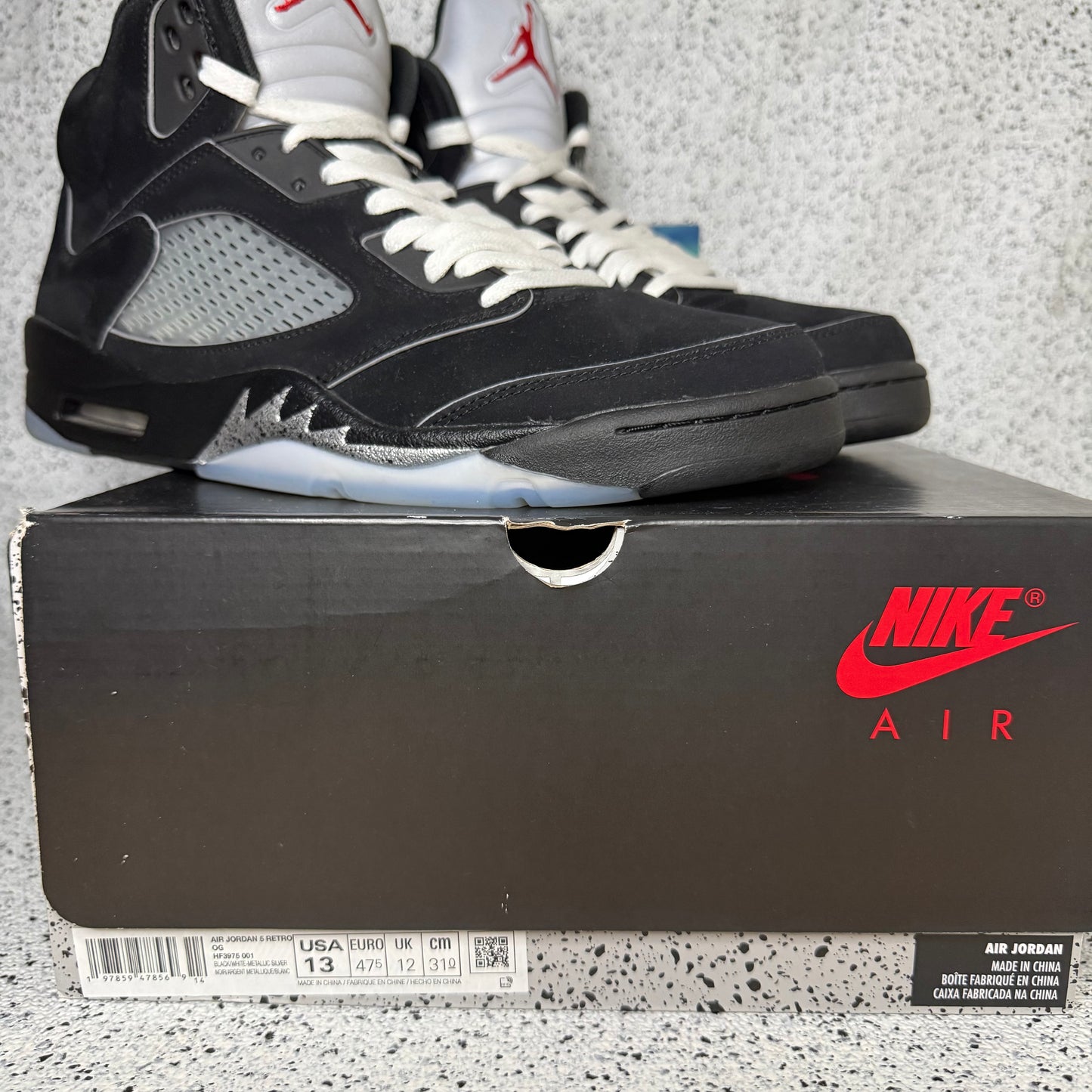Jordan 5 Black Metallic Reimagined 13 Men “Preowned”