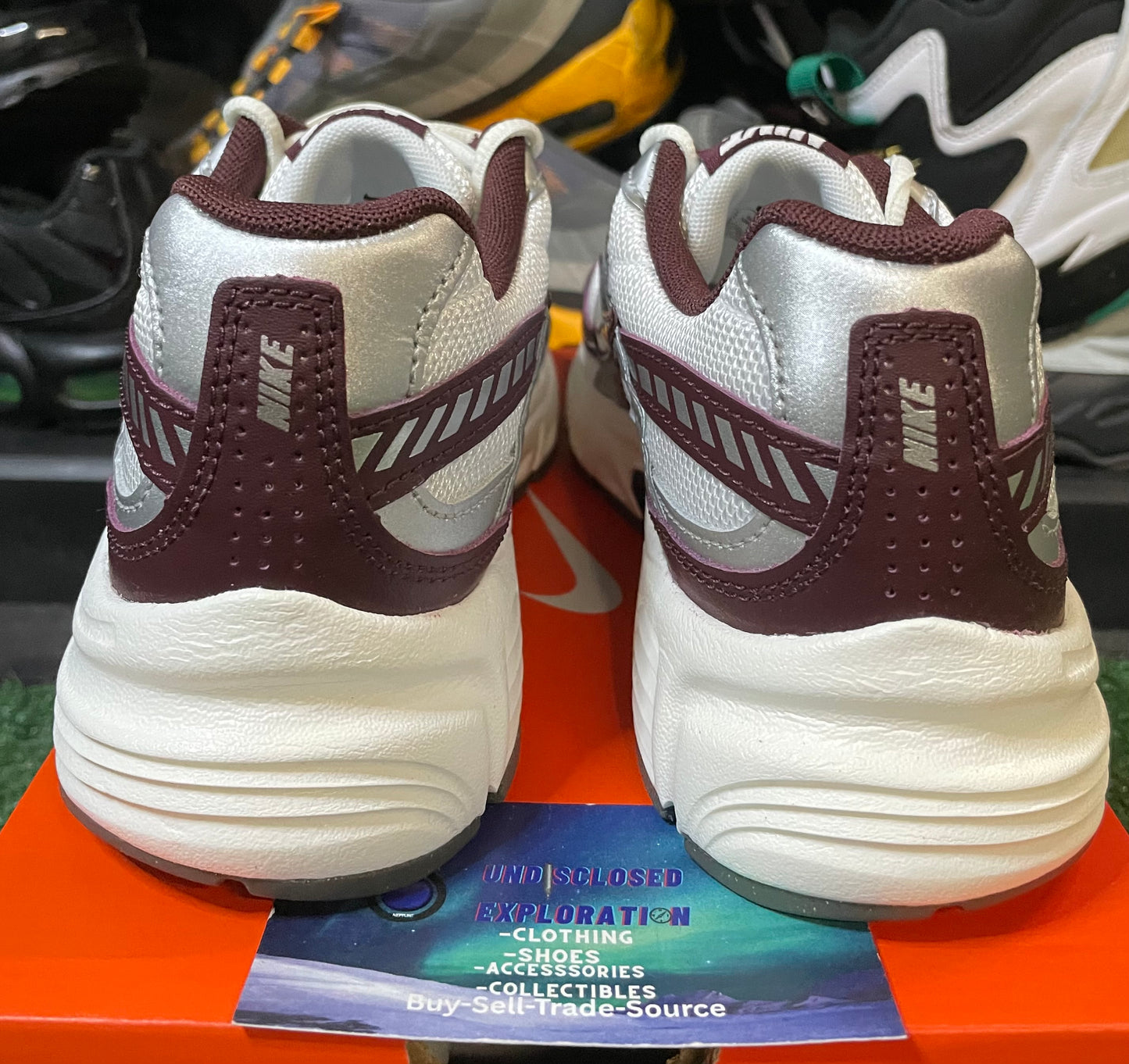 Nike Initiator burgundy crush