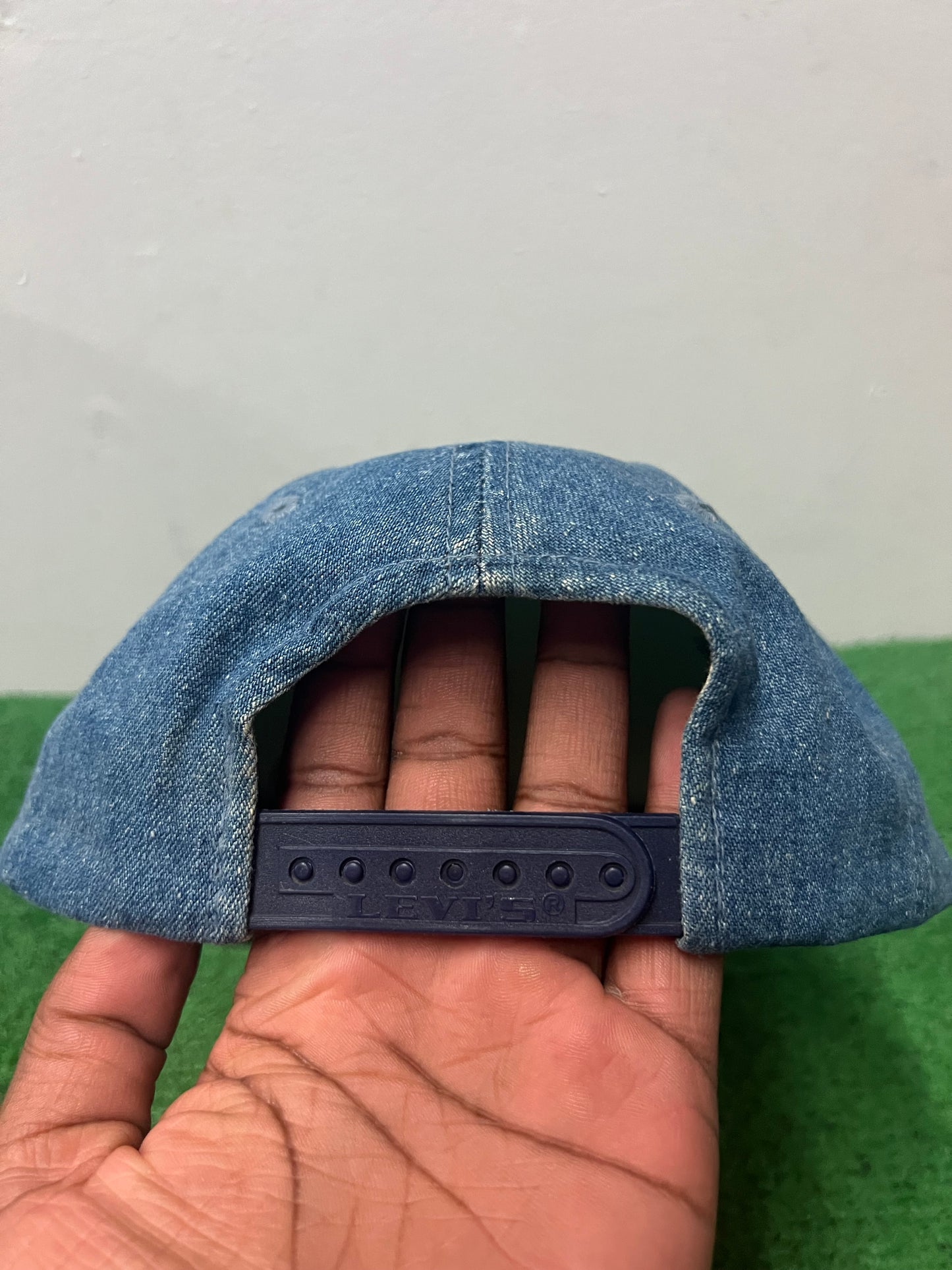 Vintage 1990s Levi blue denim embroidered hat