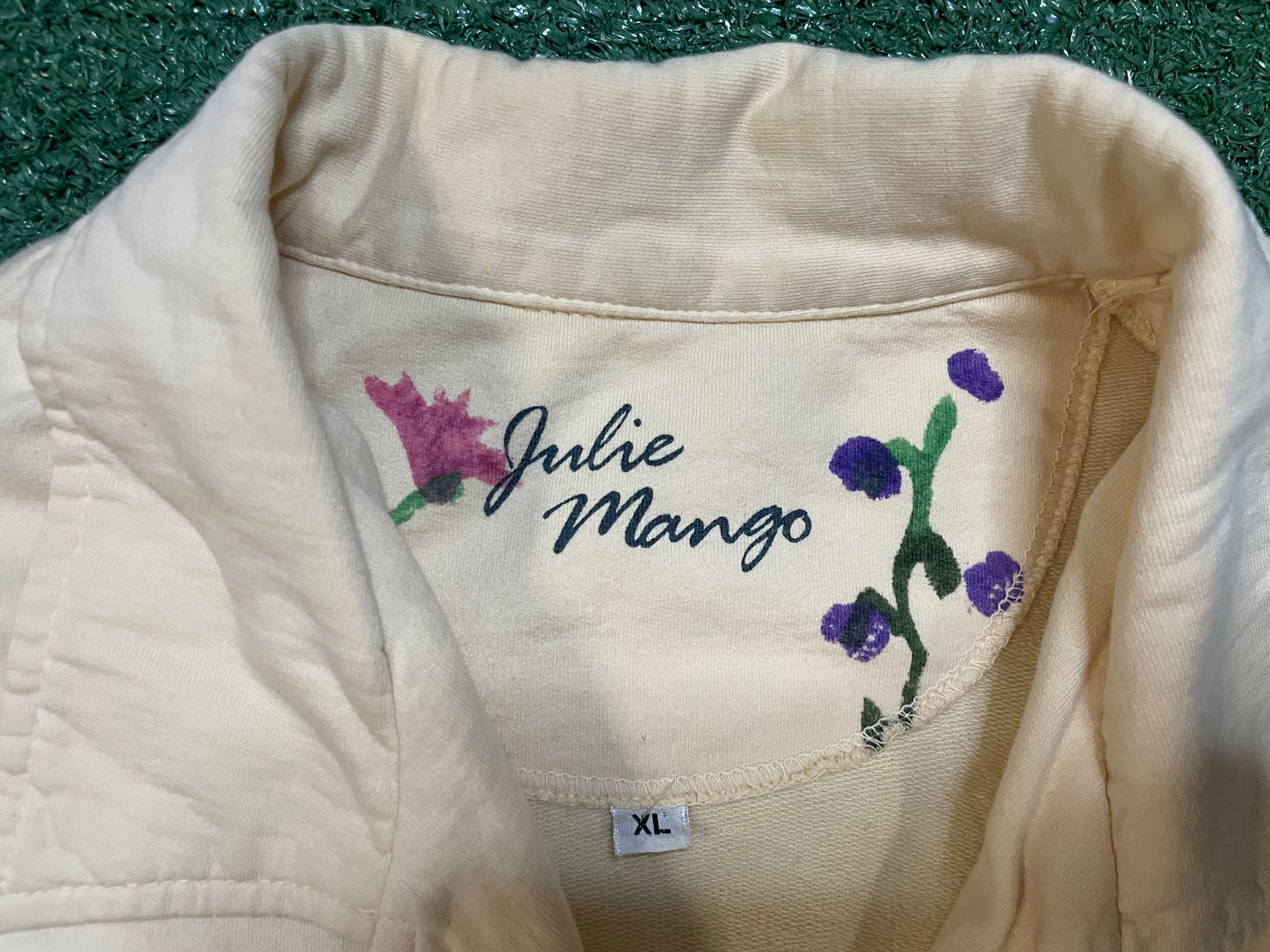 Vintage Julie Mango embroidered floral button up