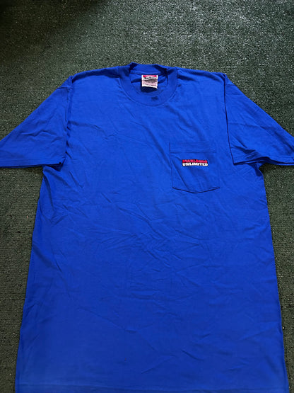 Vintage 1990s Marlboro howling wolf tee