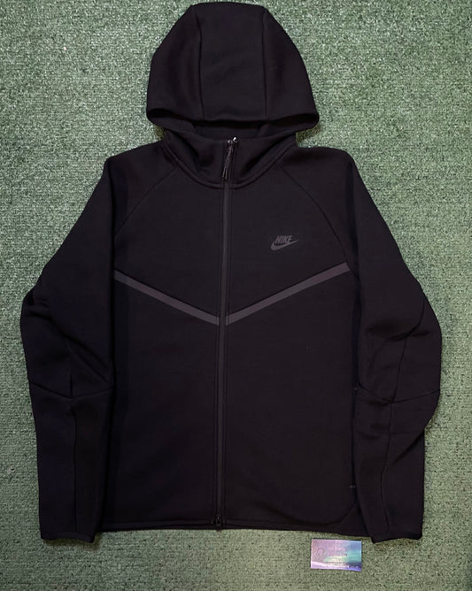 Nike tech fleece black hoodie