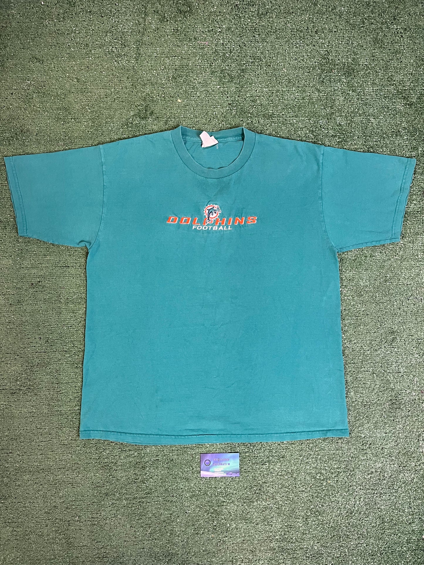 Vintage 1990s Miami dolphins embroidered tee