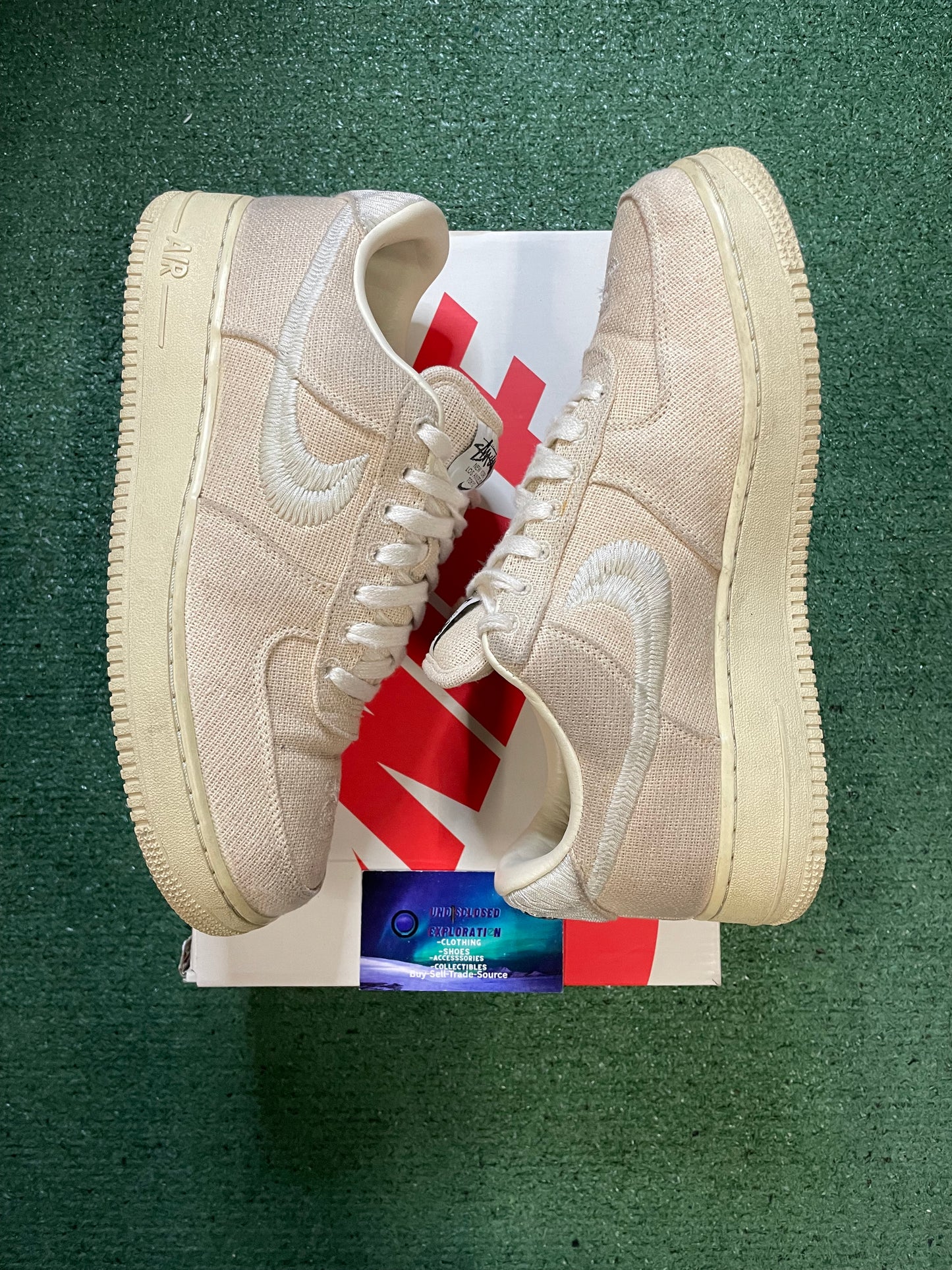 Nike Air Force 1 Low Stussy fossil size 10men/11.5women