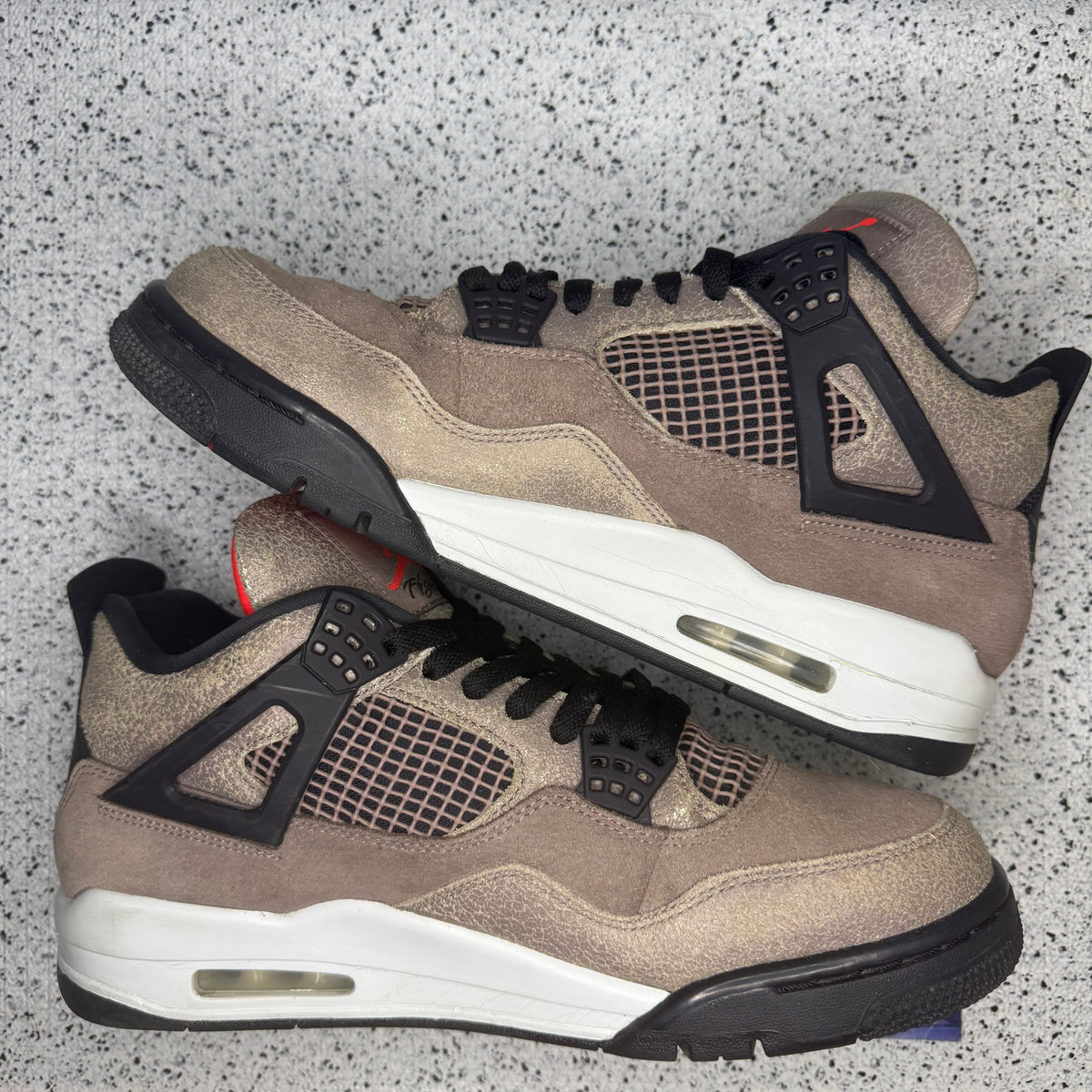 Jordan 4 Taupe Haze 10.5 Men “Preowned”