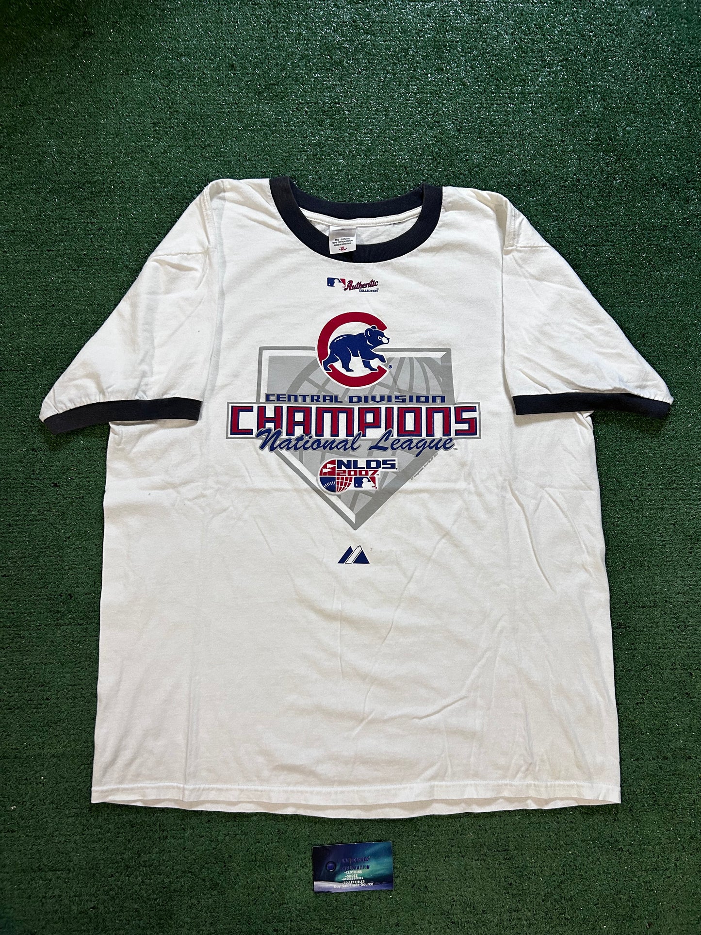 Vintage 2000s Central division Chicago cubs champions tee
