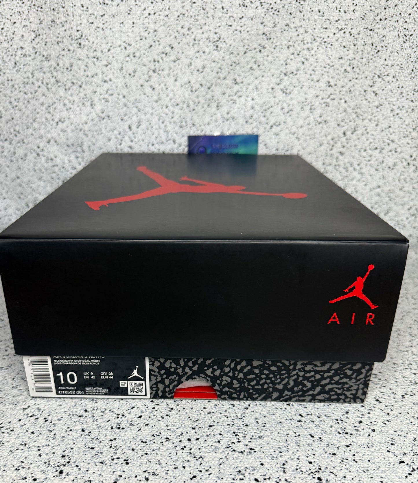 Jordan 3 Black Cat
