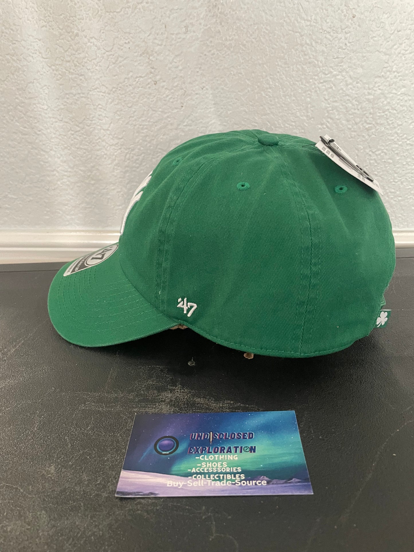 New York Yankees green hat