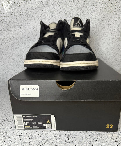 Jordan 1 Mid Satin Grey Toe 9.5 Men/11 Women “Preowned”