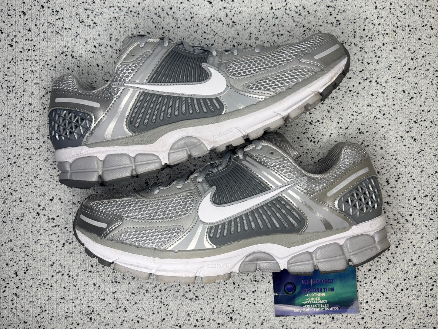 Nike Vomero 5 Wolf Grey 10men/11.5women “Preowned”