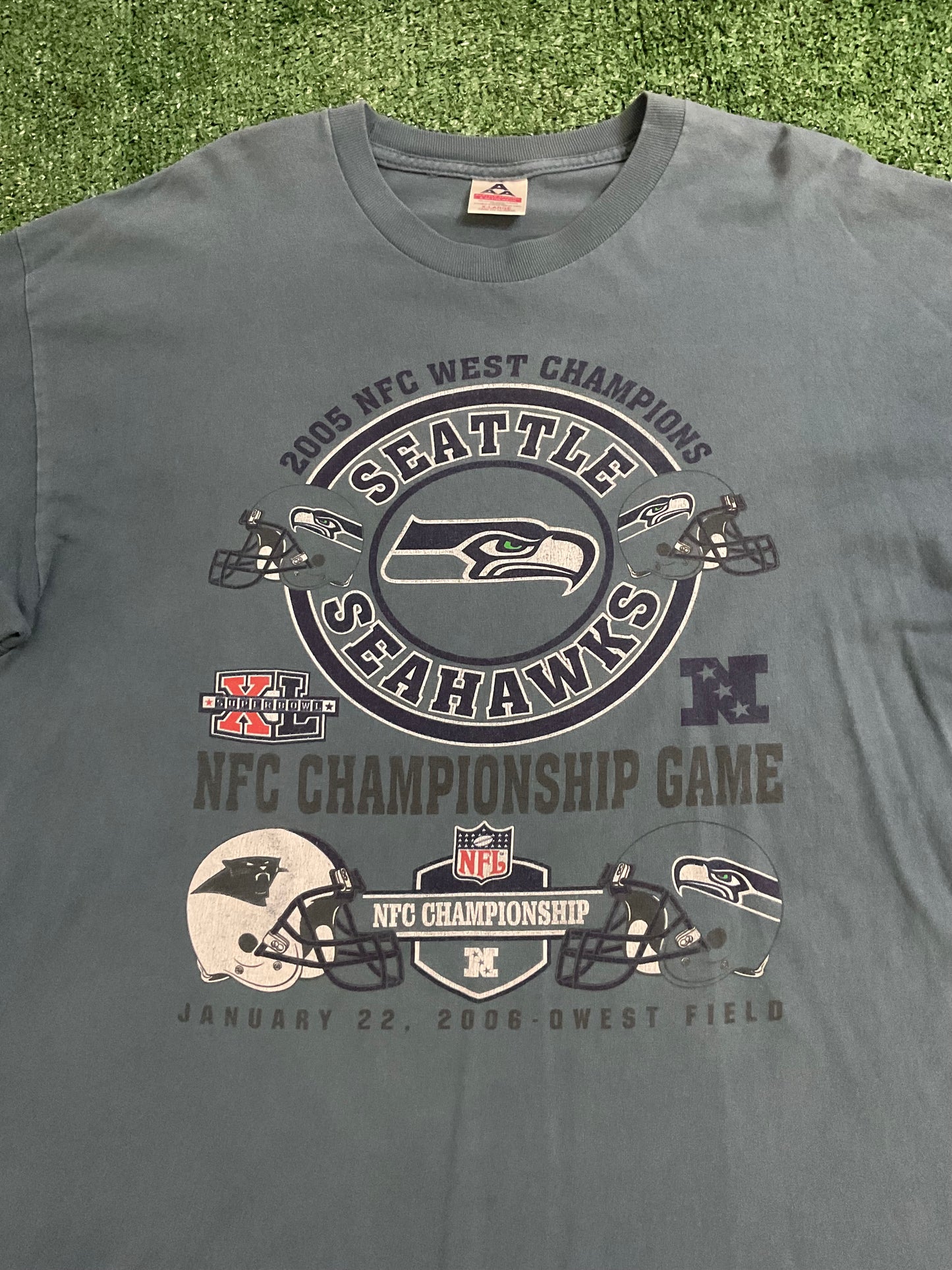 Vintage Seattle Seahawks 2005 NFC West Championship Long Sleeve Tee