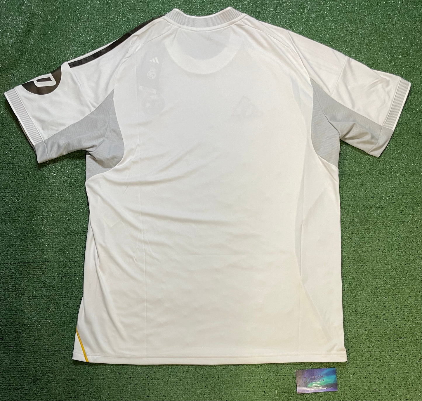 Adidas  Real Madrid 2025/2026 home Jersey