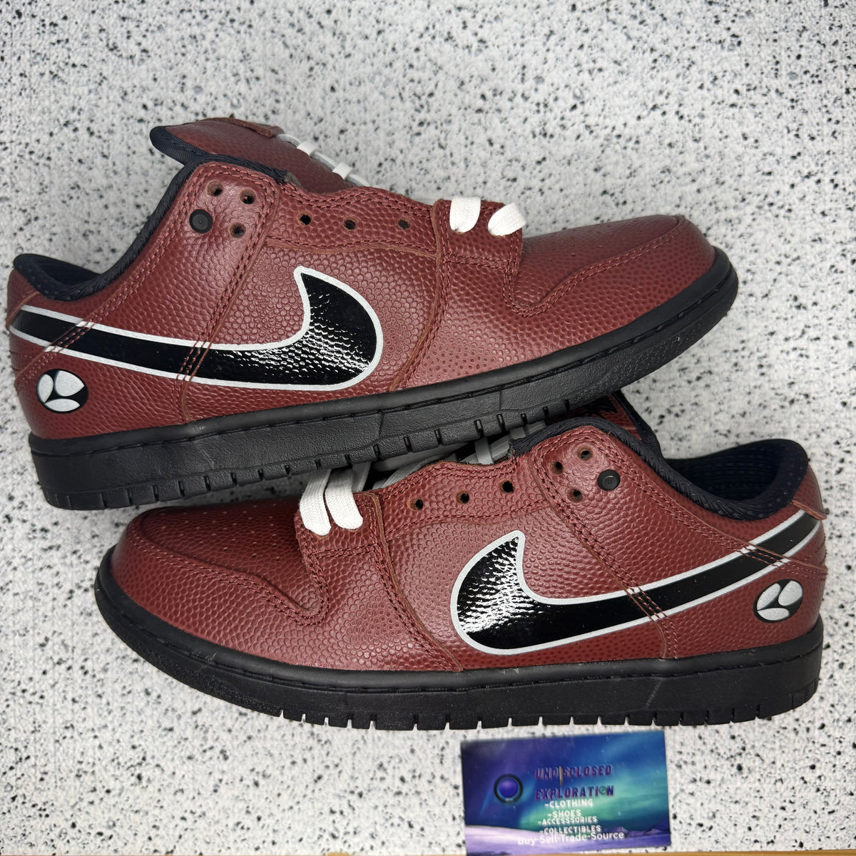 Nike Dunk SB Low Limousine Football