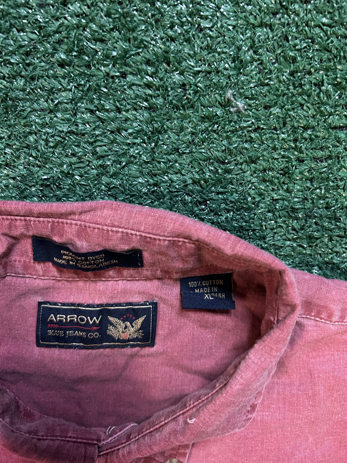 Vintage Arrow pink button up