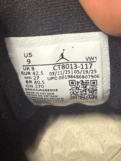 Jordan 12 Taxi