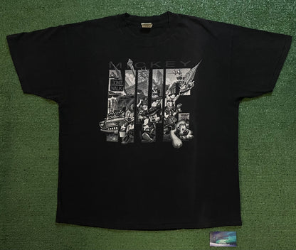 Vintage 1990s Mickey Mouse illustration city tee
