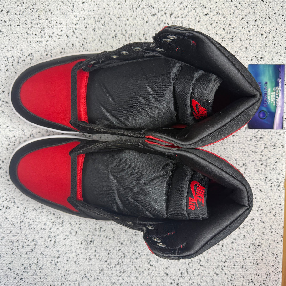 Jordan 1 Satin Bred